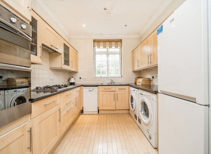 Properties for sale in Hillway - N6 6QB view4