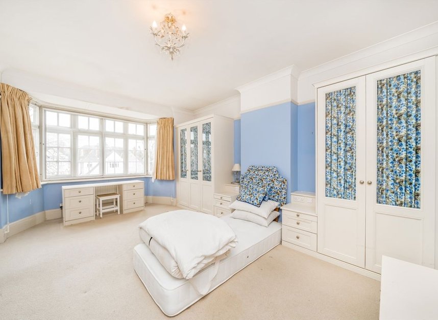 Properties for sale in Hillway - N6 6QB view5