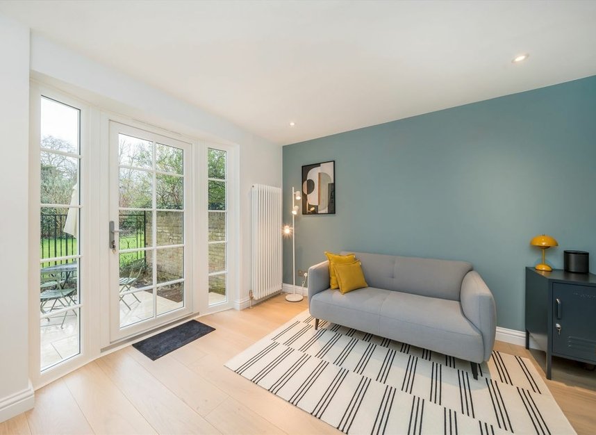 Properties for sale in Hogarth Way - TW12 2EL view7