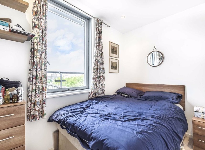 Flat For Sale In Holloway Road London N7 Dexters