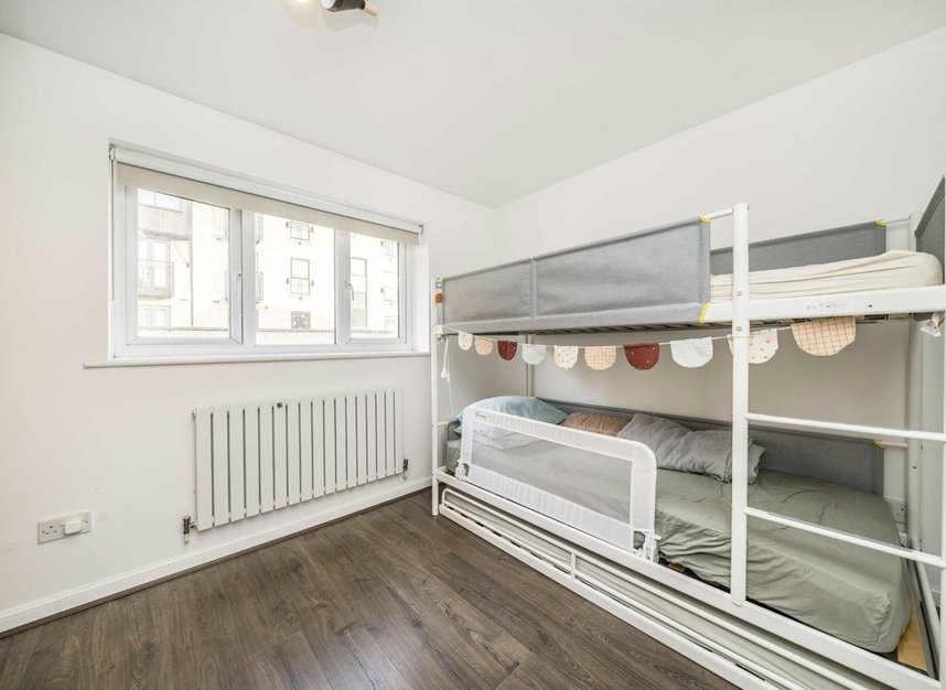 Properties sold in Holyrood Mews - E16 1TJ view6