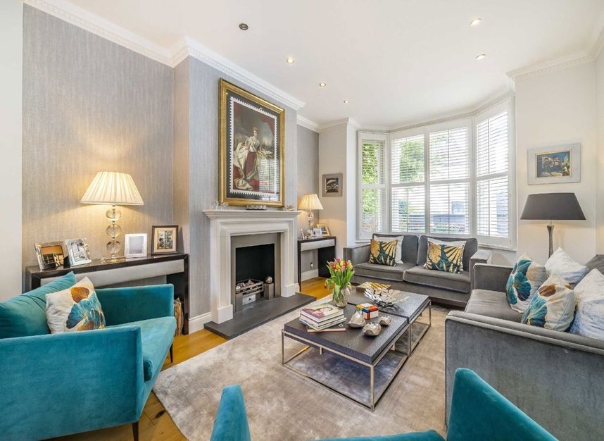 Properties for sale in Homefield Road - W4 2LN view2