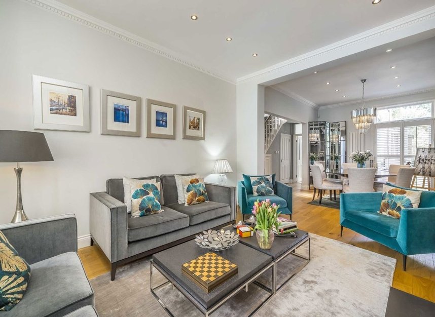 Properties for sale in Homefield Road - W4 2LN view3