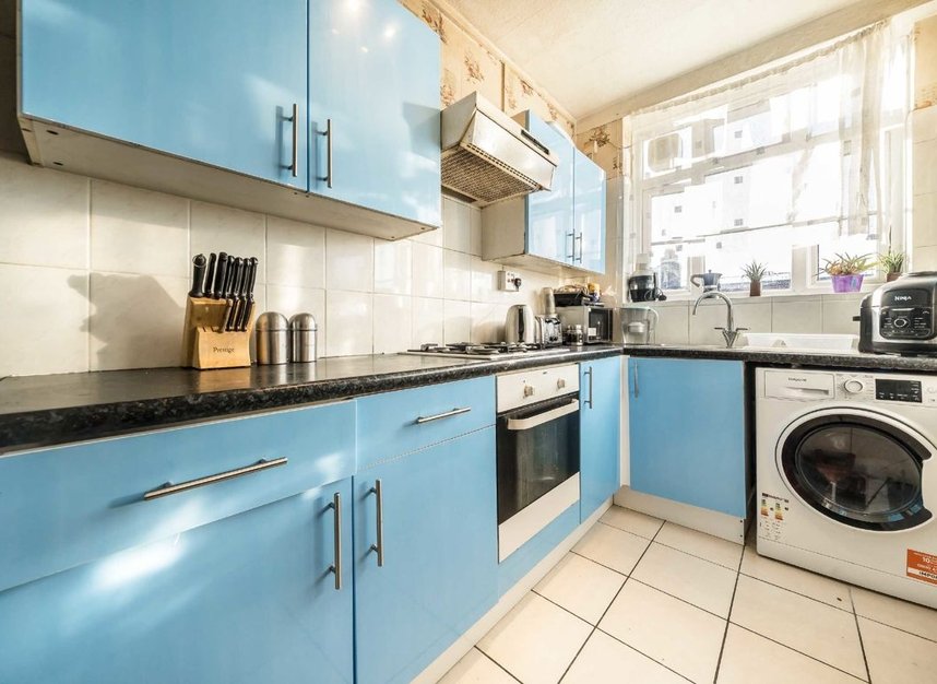 Properties for sale in Homerton High Street - E9 6BH view3