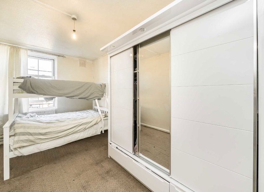 Properties for sale in Homerton High Street - E9 6BH view5