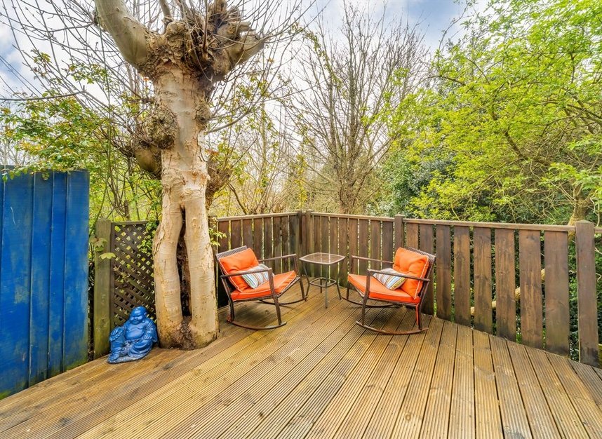 Properties for sale in Hornsey Lane - N6 5LU view8
