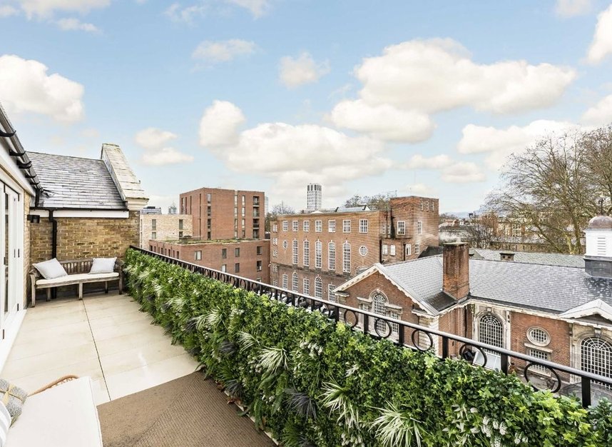 Properties for sale in Hortensia Road - SW10 0QR view9