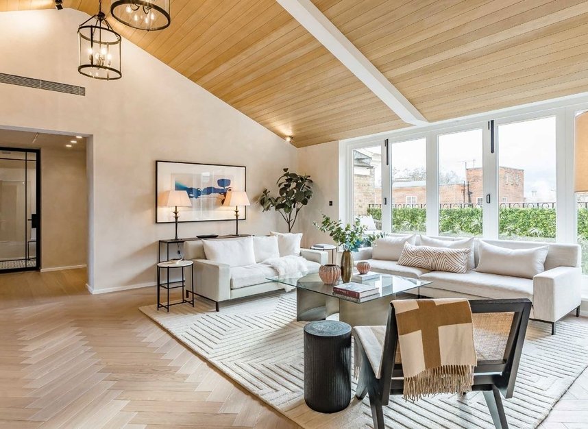 Properties for sale in Hortensia Road - SW10 0QR view1