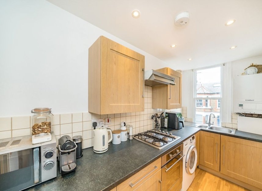 Properties for sale in Hubert Grove - SW9 9PD view2