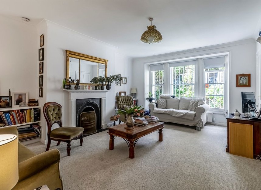 Properties for sale in Huddleston Road - N7 0RE view2