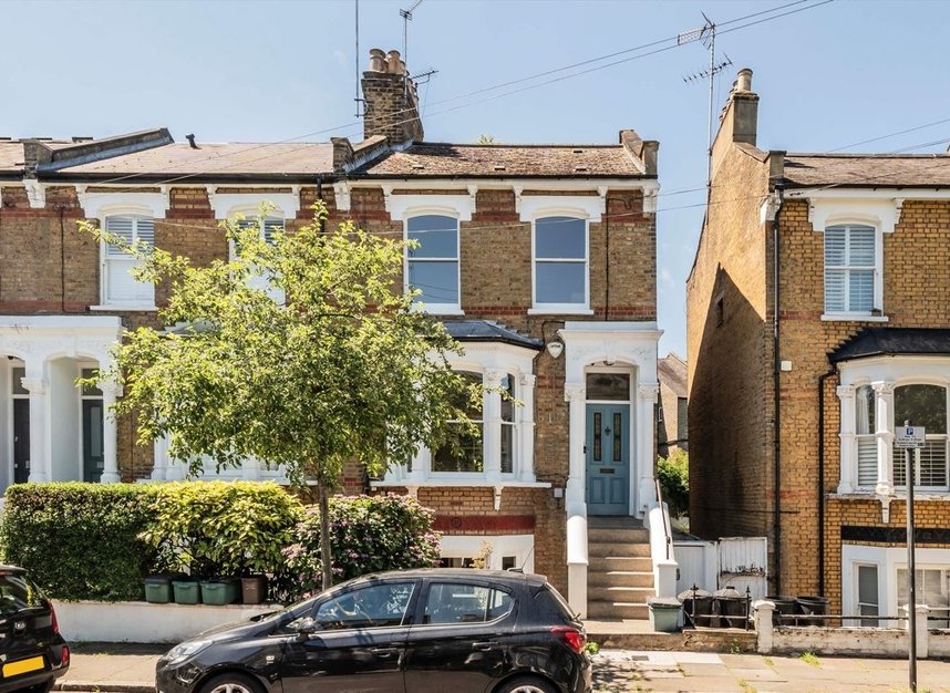 Properties for sale in Hugo Road - N19 5EU view1