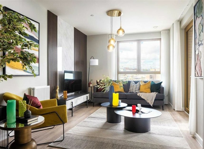 Properties for sale in Ilderton Road - SE15 1NS view1