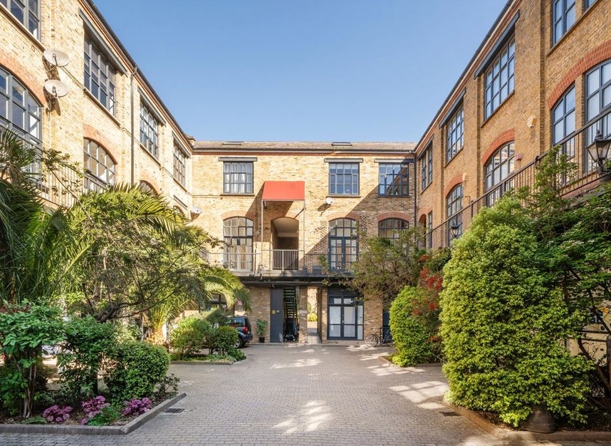 Properties for sale in Independent Place - E8 2HE view10