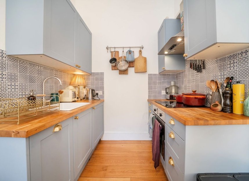 Properties for sale in Independent Place - E8 2HE view6