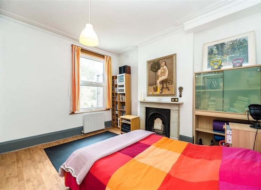 Properties for sale in Jerningham Road - SE14 5NQ view8