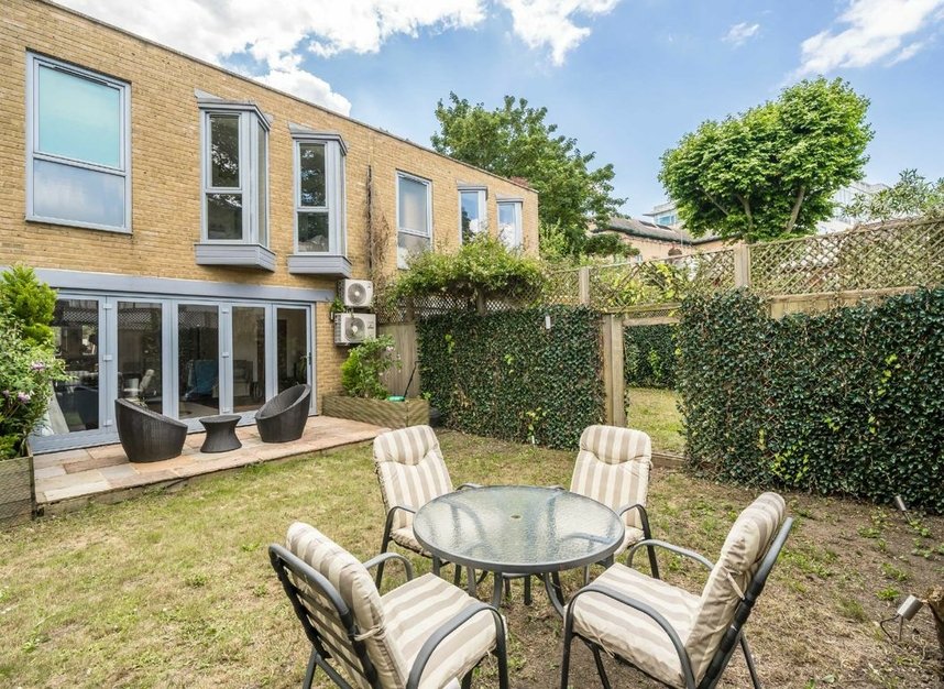 Properties for sale in John Bull Place - W4 5GW view8