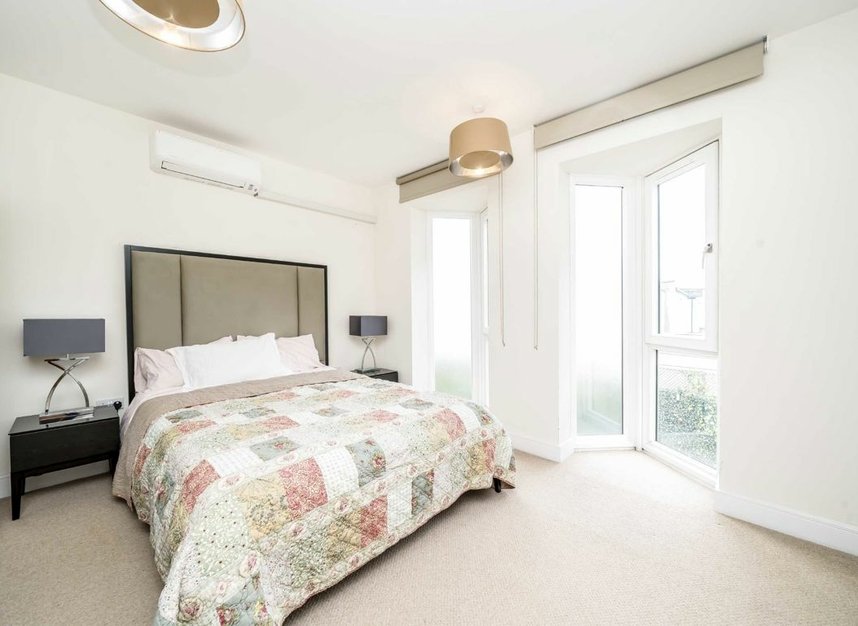 Properties for sale in John Bull Place - W4 5GW view5