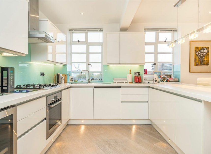 Properties for sale in John Street - WC1N 2BF view3