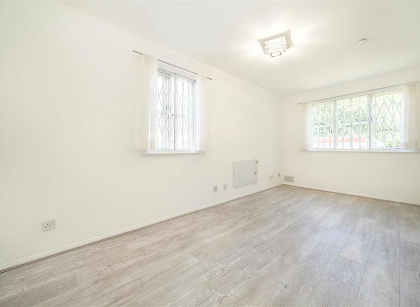 Properties sold in John Williams Close - SE14 5XD view5