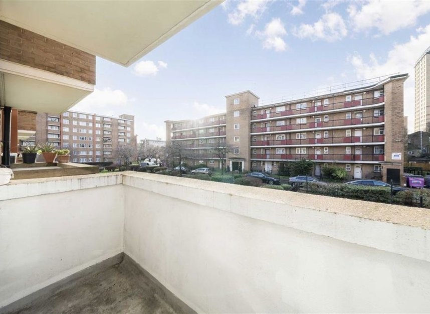Properties for sale in Jubilee Street - E1 3EN view7