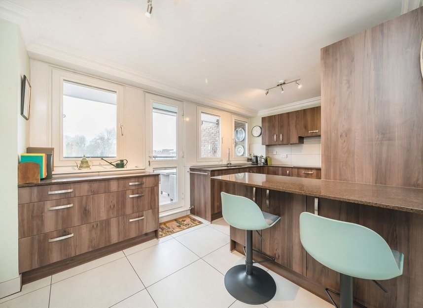 Properties for sale in Justin Close - TW8 8QG view3