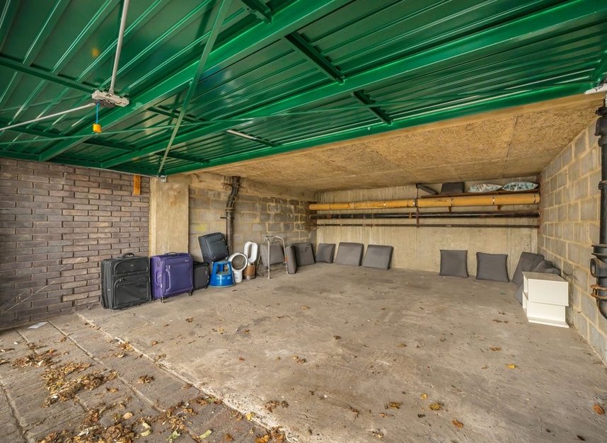 Properties for sale in Justin Close - TW8 8QG view12