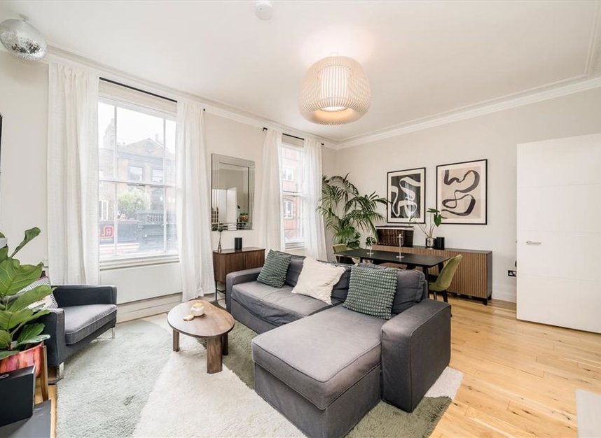 Properties for sale in Kennington Lane - SE11 5HY view2