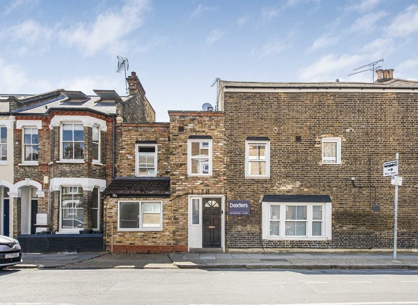 House for sale in Kerrison Road, London, SW11 (Ref 228344) Dexters