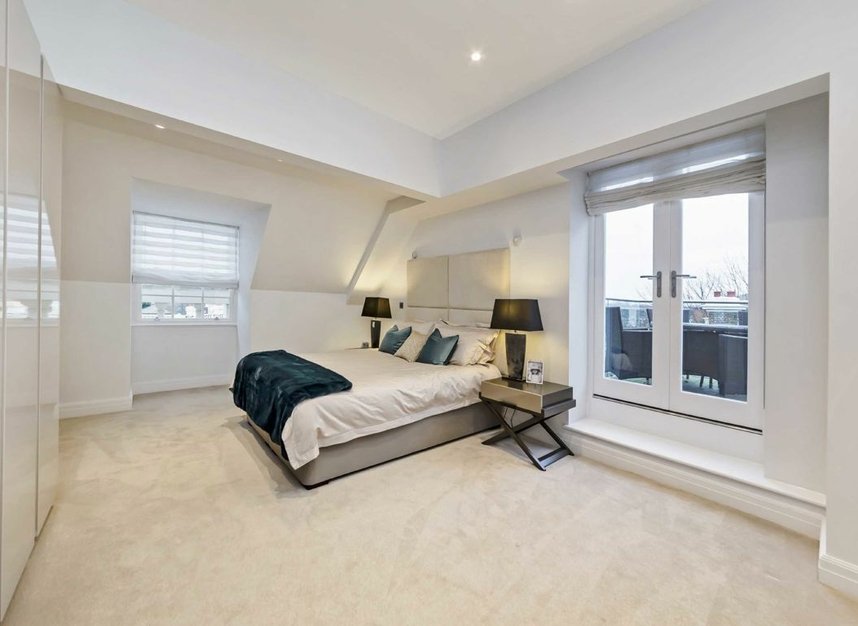 Properties for sale in Kew Bridge Road - TW8 0FA view3