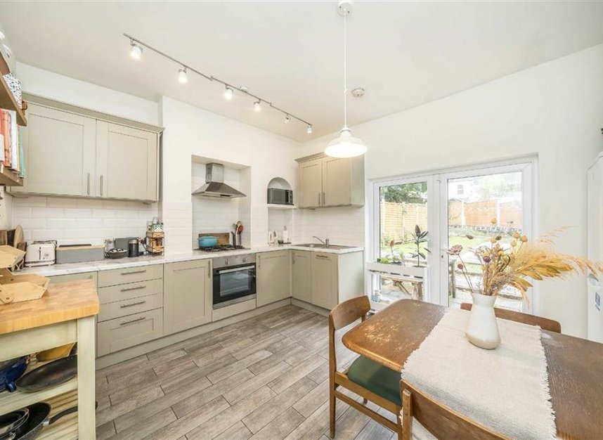 Properties sold in Killearn Road - SE6 1BT view3