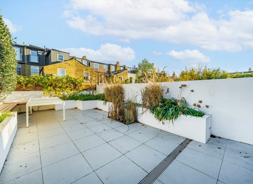Properties for sale in Kimberley Road - SW9 9DG view14