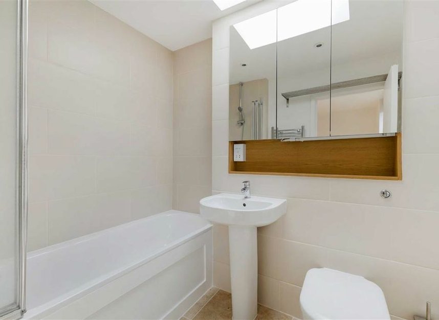 Properties for sale in Kings Avenue - SW4 8BH view12