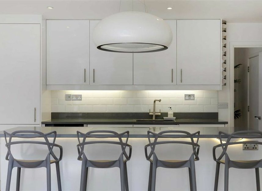 Properties for sale in Kings Avenue - SW4 8BH view5