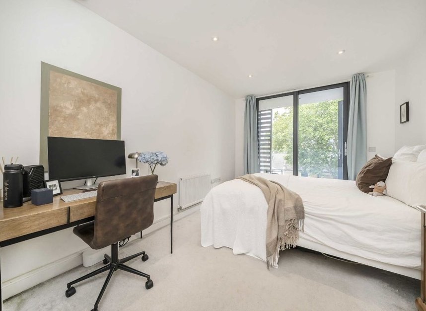 Properties for sale in Kings Place - W4 4BA view5