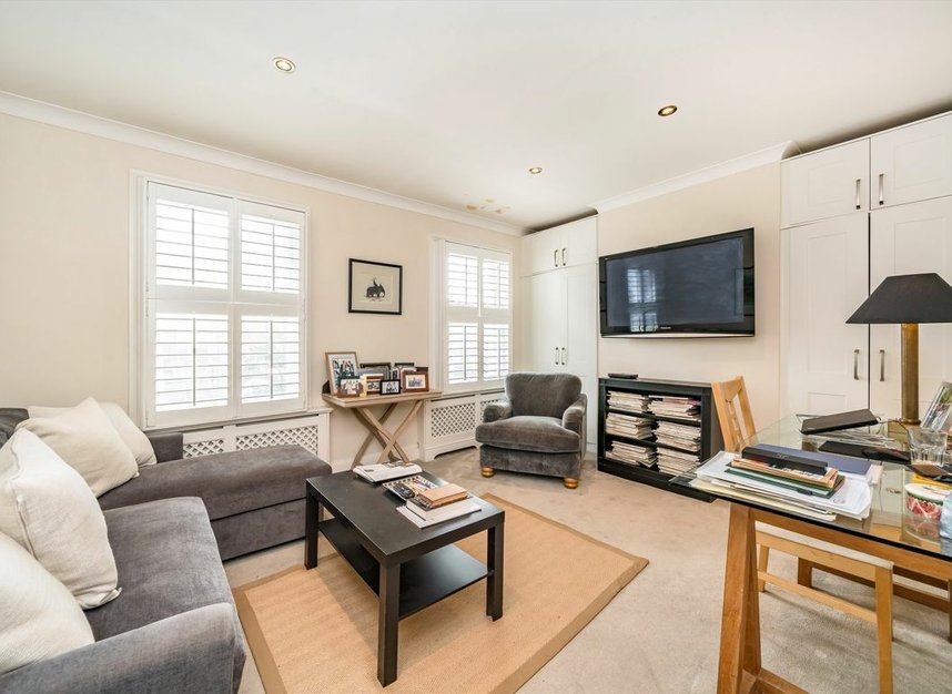 Properties for sale in Kings Road - SW6 2DU view6