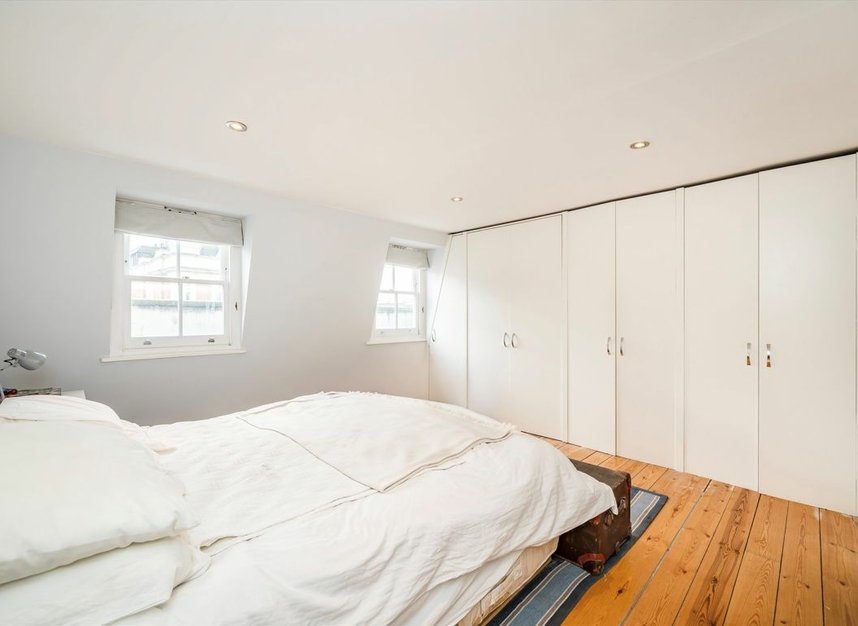 Properties for sale in Kings Road - SW6 2DU view5