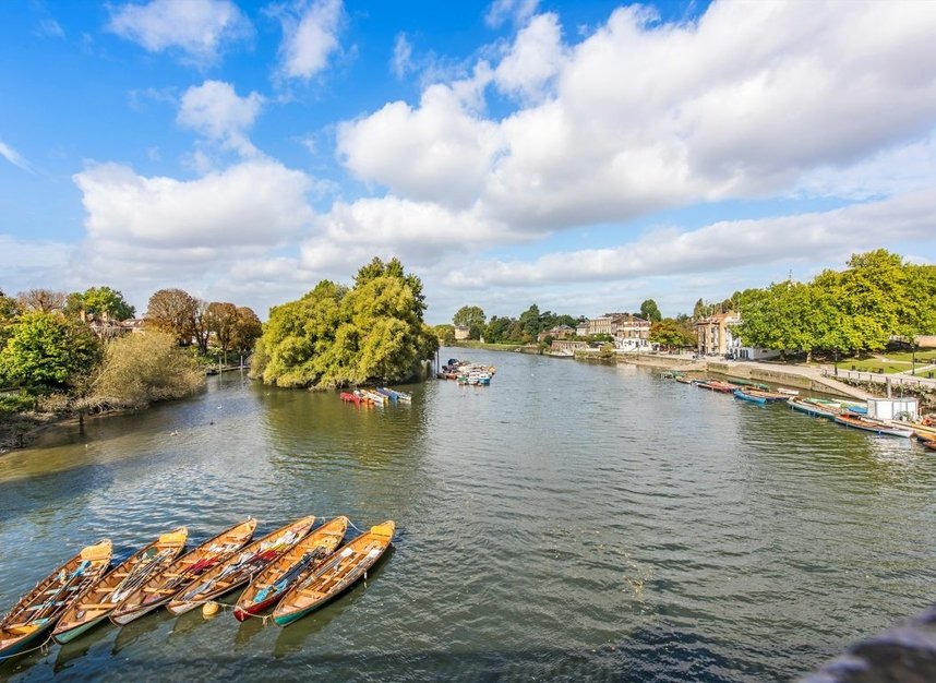 Properties for sale in Kings Road - TW10 6EP view14
