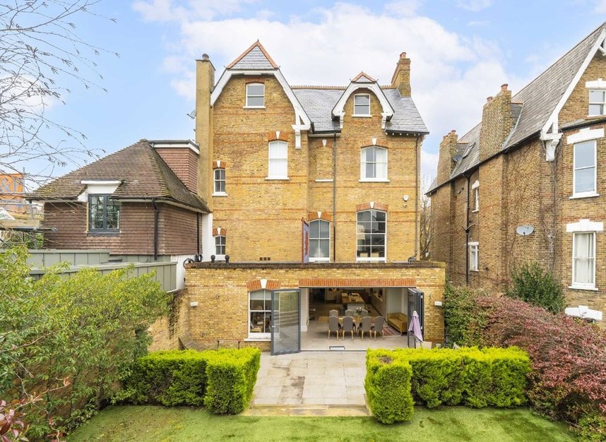 Properties for sale in Kings Road - TW10 6EP view12