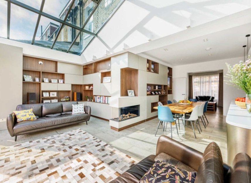 Properties for sale in Kingscote Road - W4 5LJ view2