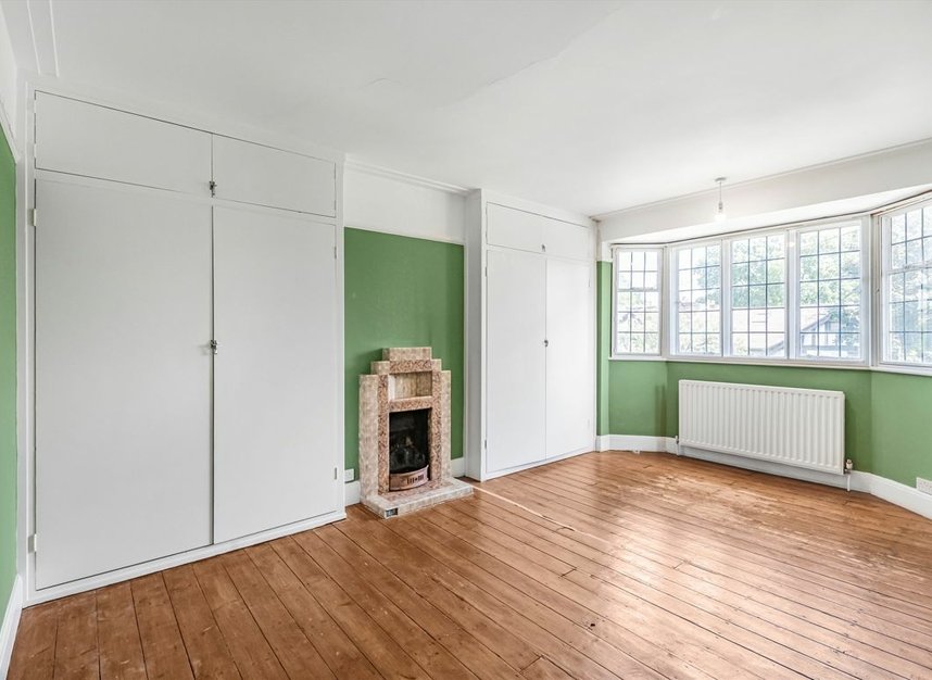 Properties for sale in Kingsmead Road - SW2 3HZ view6