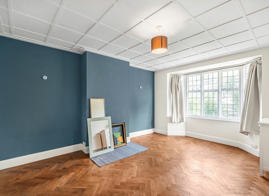 Properties for sale in Kingsmead Road - SW2 3HZ view2
