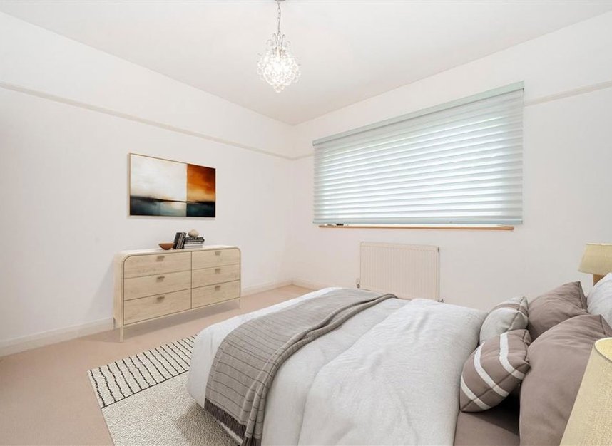 Properties for sale in Kingston Close - TW11 9EW view4