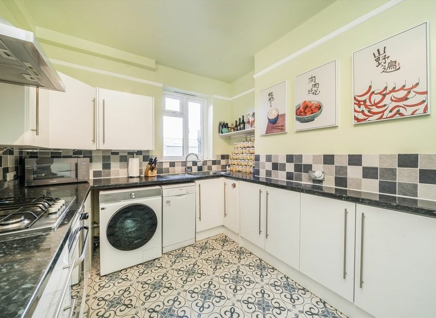 Properties for sale in Kingston Road - SW19 1JN view3