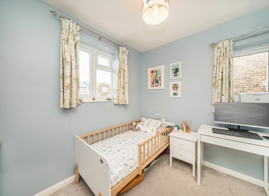 Properties for sale in Kingston Road - SW19 1JN view5
