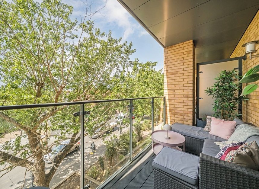Properties for sale in Kingston Road - KT3 3FP view6