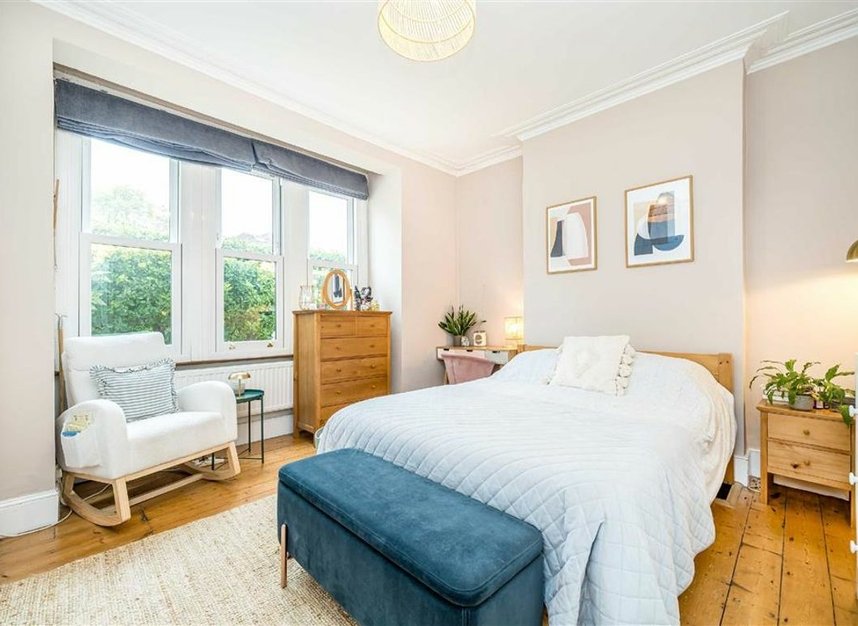 Properties for sale in Kingston Road - TW11 9JX view4