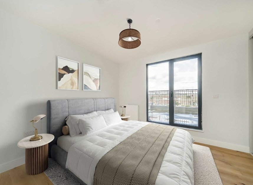 Properties for sale in Kingston Road - SW20 8JX view8