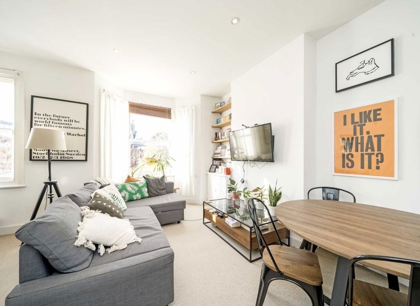 Properties for sale in Kingswood Road - W4 5ET view2