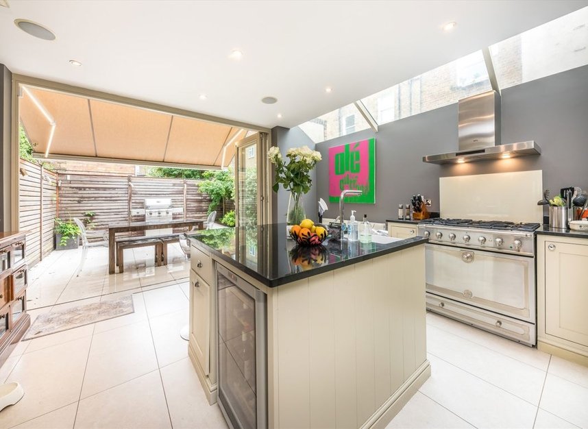 Properties for sale in Knivet Road - SW6 1JR view5