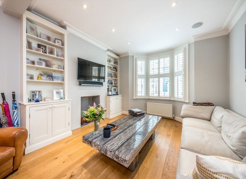 Properties for sale in Knivet Road - SW6 1JR view2